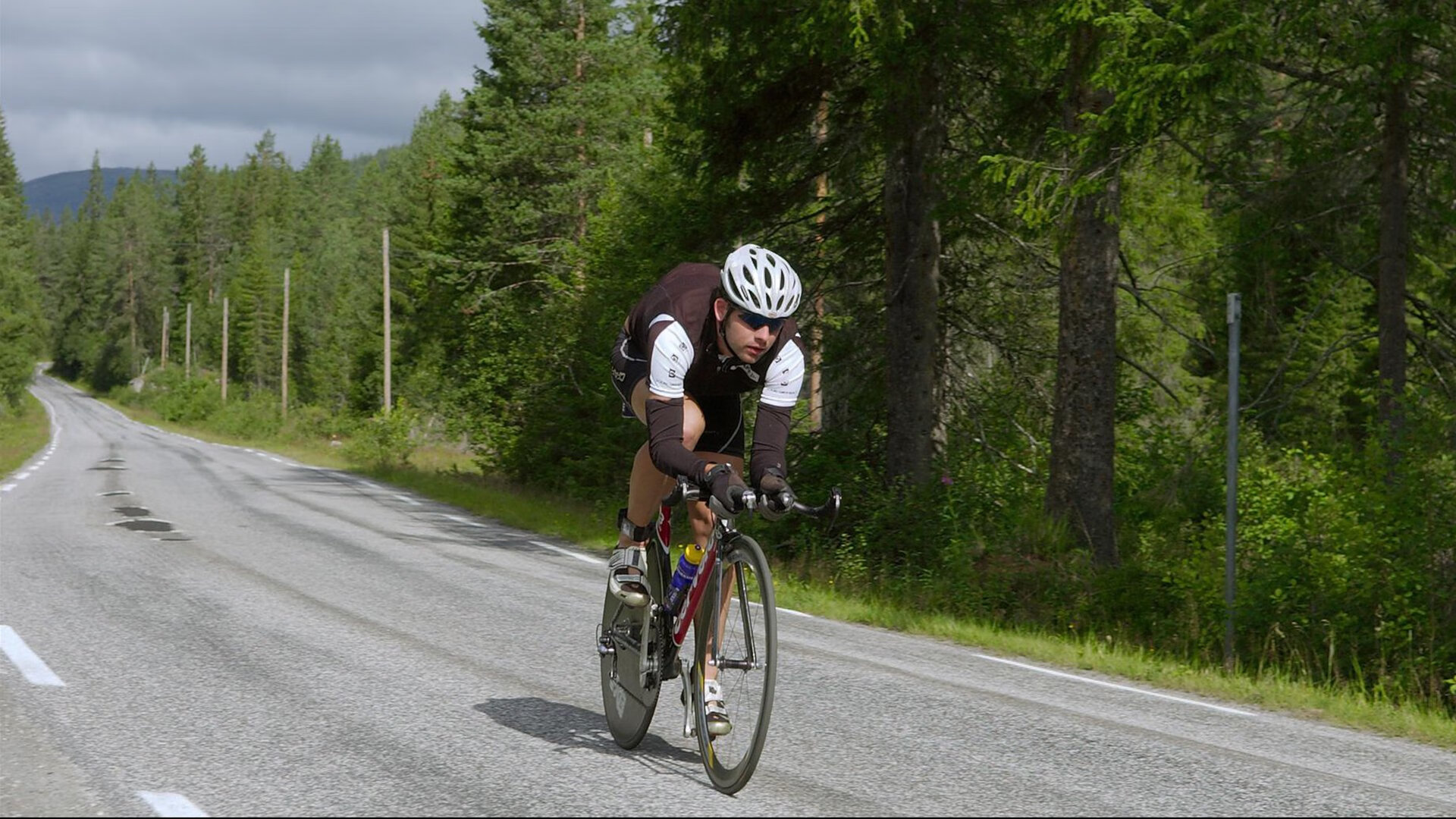 中国香港队未来的发展重点：如何在青少年中寻找下一个巨星，规划香港球员